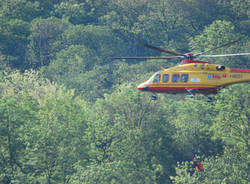 Soccorso nei boschi (inserita in galleria)