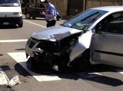 Triplo ribaltamento fuori dall'asilo (inserita in galleria)