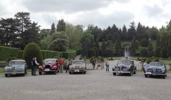Varese abbraccia le Alfa 6C (inserita in galleria)