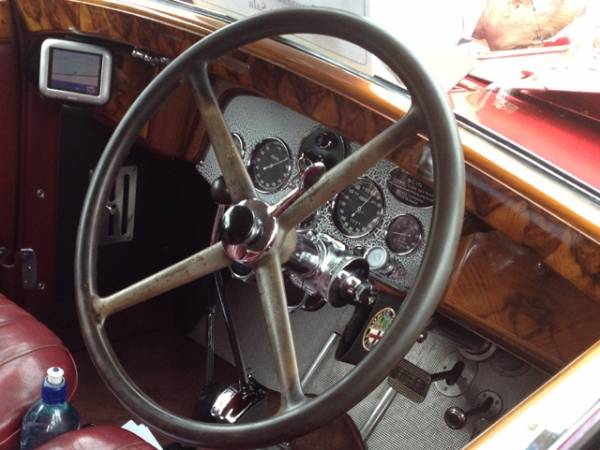 Varese abbraccia le Alfa 6C (inserita in galleria)