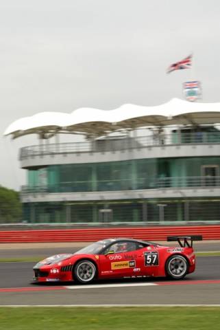 Amos sul podio a Silverstone (inserita in galleria)
