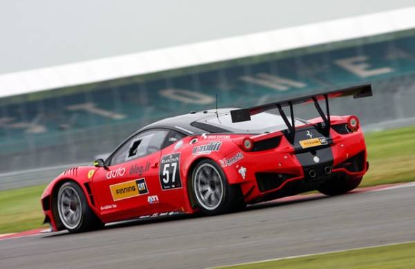 Amos sul podio a Silverstone (inserita in galleria)