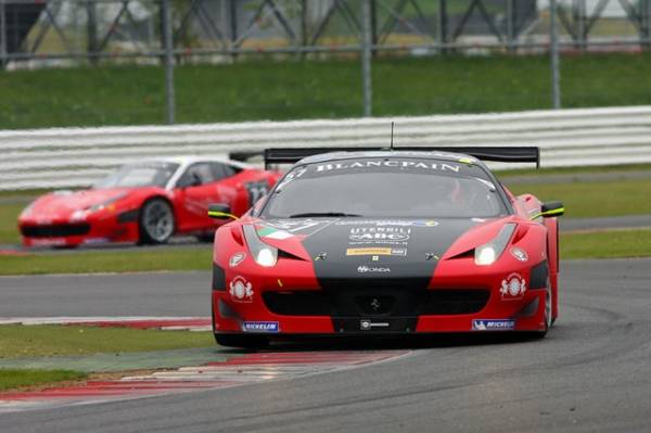Amos sul podio a Silverstone (inserita in galleria)
