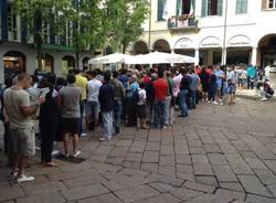 Biglietti Varese - Sampdoria: la coda alla Casa del Disco (inserita in galleria)