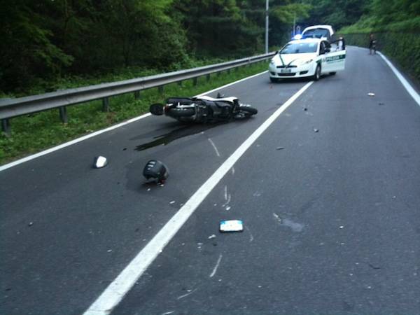 incidente cairate 2012 scooterone 