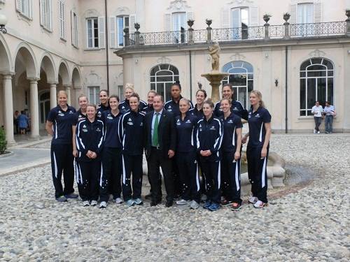 La nazionale australiana di basket femminile a Villa Recalcati (inserita in galleria)