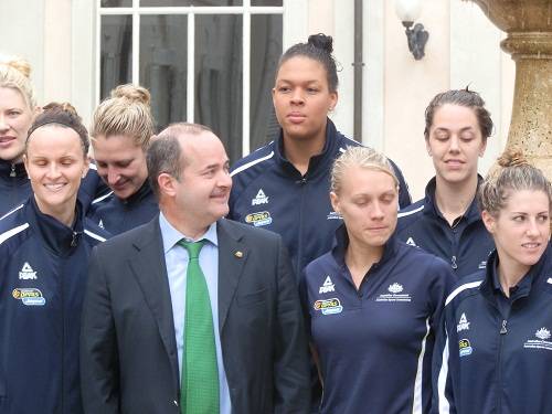 La nazionale australiana di basket femminile a Villa Recalcati (inserita in galleria)