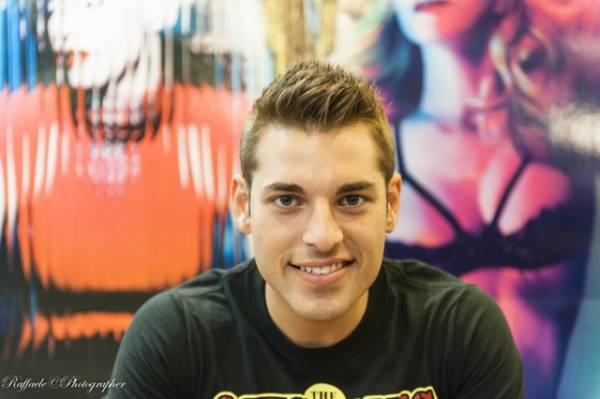 Ottavio incontra i fan (inserita in galleria)