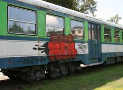 Vandali ai treni storici di Castiglione (inserita in galleria)