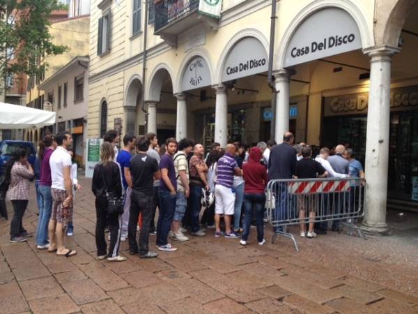 Varese-Sampdoria, corsa pazza per gli ultimi biglietti a disposizione (inserita in galleria)