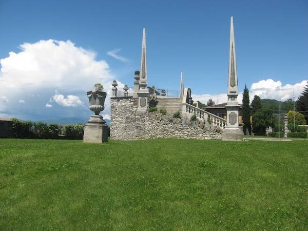 Villa Tatti Tallacchini a Comerio (inserita in galleria)