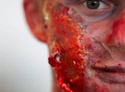 Zombie in scatola (inserita in galleria)