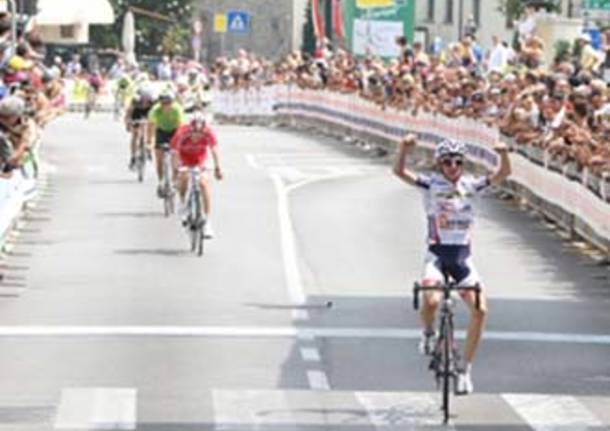 arrivo campionato italiano ciclismo 2012 esordienti alessandro covi