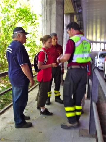 Bimba ferita a Laveno, i soccorsi (inserita in galleria)