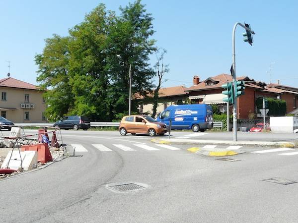 cantiere rotonda via varese gallarate luglio 2012