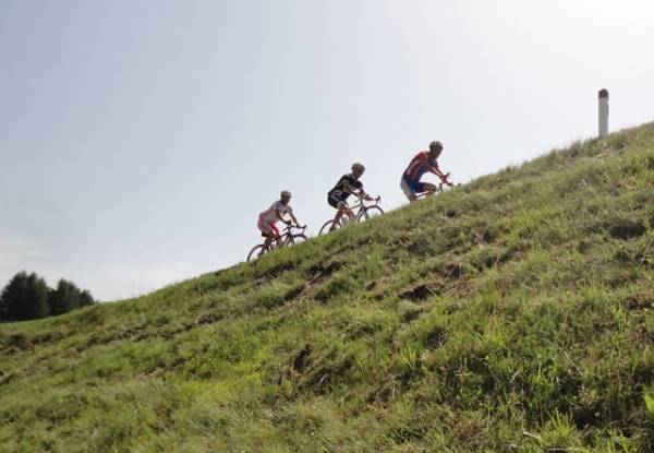 I ciclisti europei alle porte di Vienna (inserita in galleria)