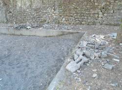 I volontari di Castiglione sistemano il parco (per gallerie fotografiche)