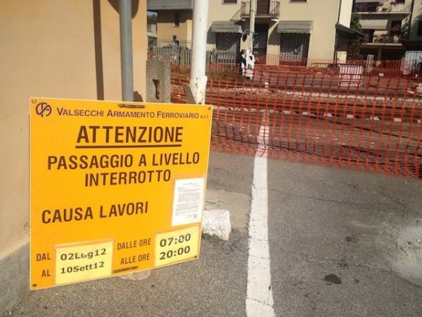 Lavori alla stazione di Gazzada (inserita in galleria)