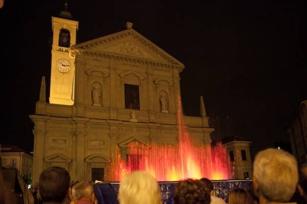 Notte bianca a Saronno 2 (inserita in galleria)