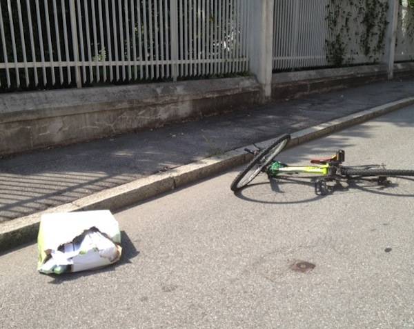 Ciclista travolto a Gallarate (inserita in galleria)