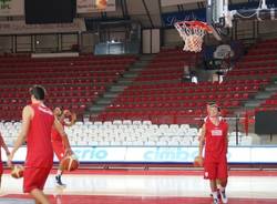 Cimberio in campo per l'allenamento (inserita in galleria)