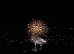 Fuochi d'artificio a Laveno (inserita in galleria)