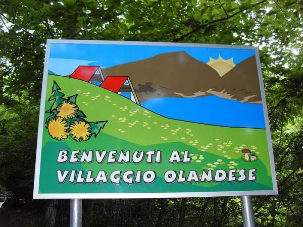 Il villaggio olandese (inserita in galleria)