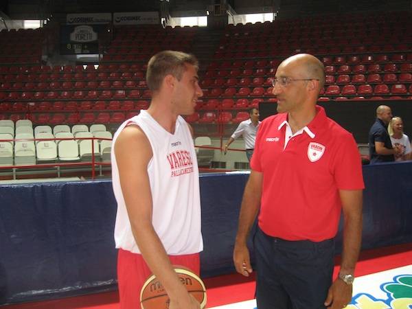 La nuova Pallacanestro Varese (inserita in galleria)
