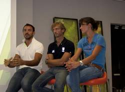 I campioni del remo alla Elmec (inserita in galleria)