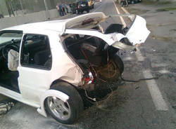 Incidente con tre auto a Oggiona (inserita in galleria)