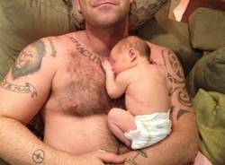Robbie Williams è diventato papà (inserita in galleria)