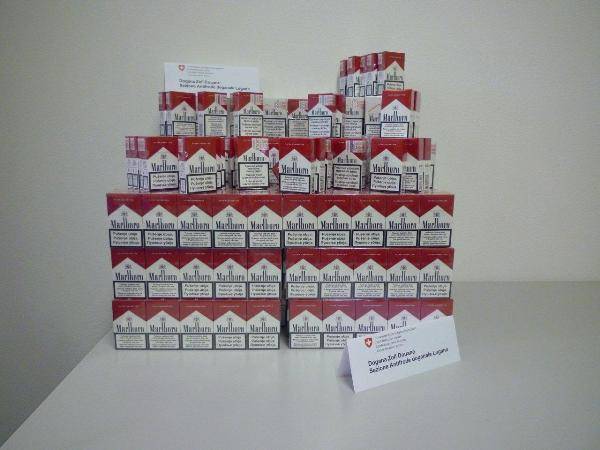 Sigarette di contrabbando (inserita in galleria)