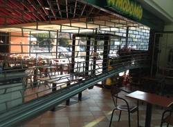 Spaccata al supermercato (inserita in galleria)