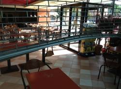 Spaccata al supermercato (inserita in galleria)