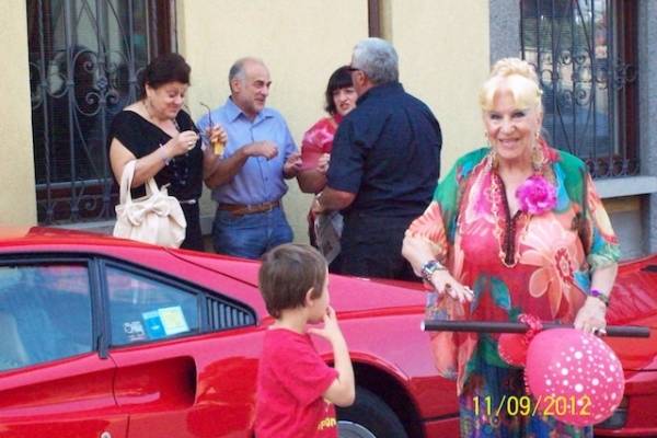 Un anniversario colorato per Nonna Rock (inserita in galleria)