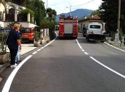 Auto ribaltata a Gemonio (inserita in galleria)
