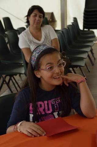 Bimbi in fiera con Alice (inserita in galleria)