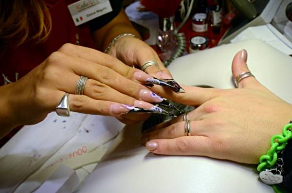 Body painting a Malpensafiere (inserita in galleria)