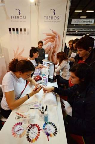 Body painting a Malpensafiere (inserita in galleria)