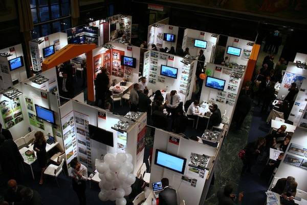 borsa immobiliare 2012 varese camera di commercio