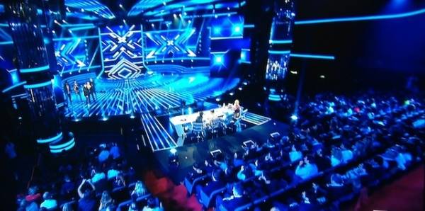 Club Dogo a XFactor 6 (inserita in galleria)