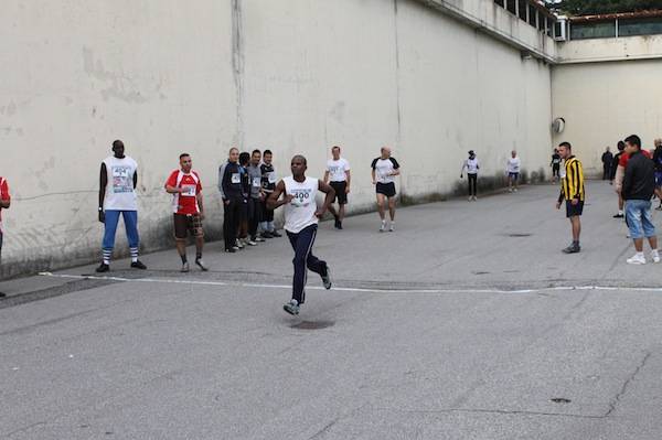 Fuggi fuggi, la corsa dei carcerati (inserita in galleria)
