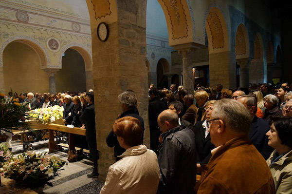 I funerali di Erica Ferrazza (inserita in galleria)