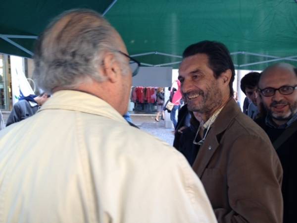 I gazebi della Lega  (inserita in galleria)