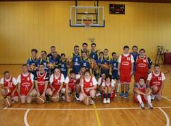 Il triangolare di basket della "Finestra" a Malnate (inserita in galleria)