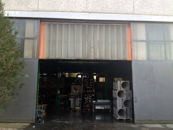 Incendio in una ditta di San Macario (inserita in galleria)