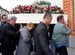 L'ultimo saluto a Raffaella (inserita in galleria)