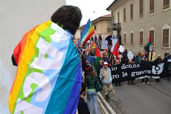 Manifestazione contro Aermacchi (inserita in galleria)
