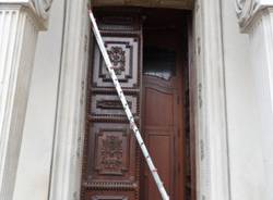 Nuovo portone per il Santuario (inserita in galleria)