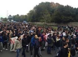 Studenti allo svincolo A-9 (inserita in galleria)